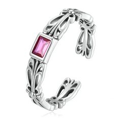 Серебряное кольцо с кубическим цирконием