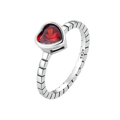 Серебряное кольцо "Сердце"